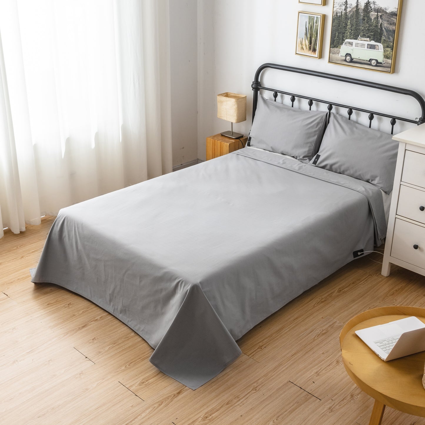 Grounding bedsheet